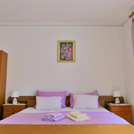 Studio Apartment Liovic
