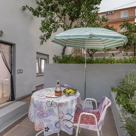 Studio Apartment Liovic Apartment